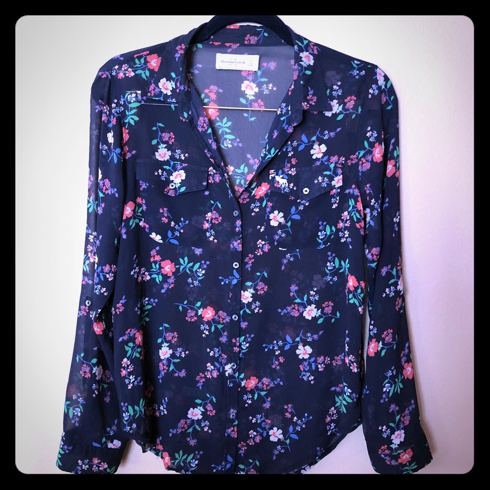 Abercrombie & Fitch button up shirt